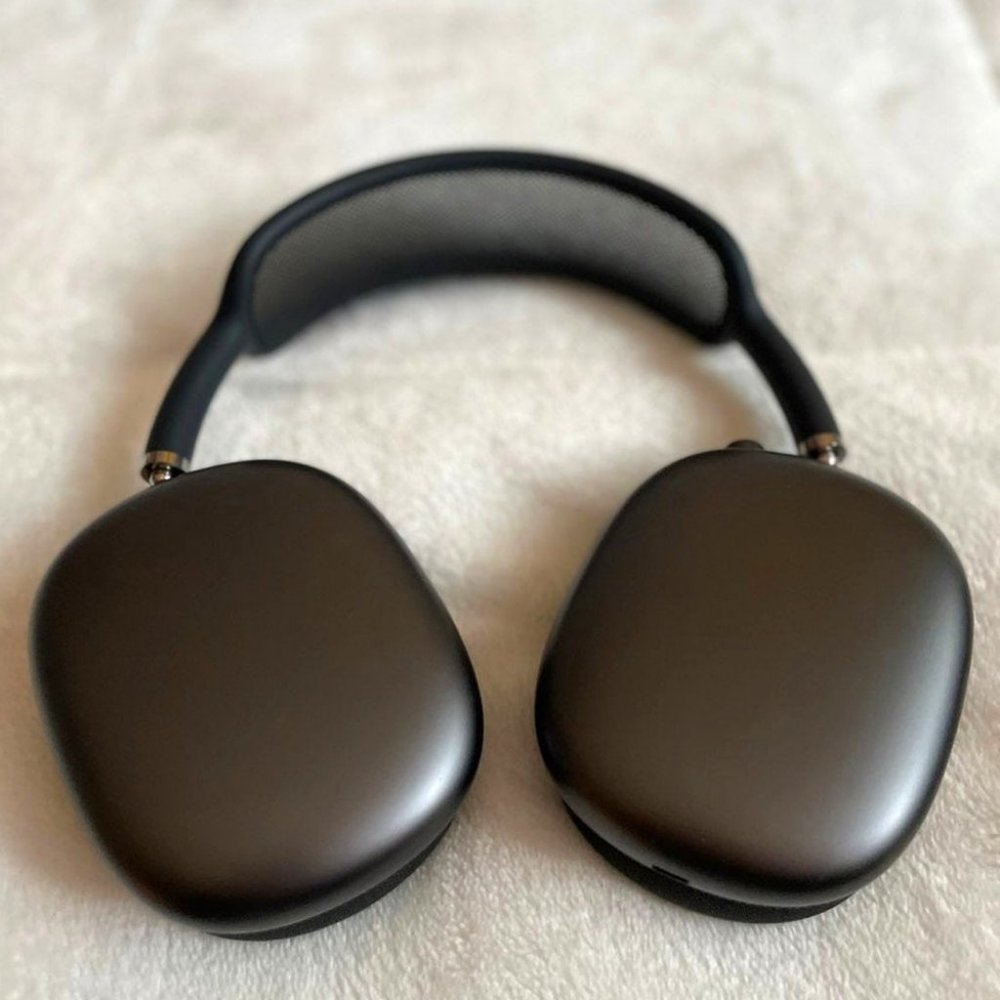 Like new Airpod Max